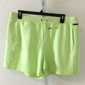 Nine West lime green activewear shorts with pockets Woman's size 2X